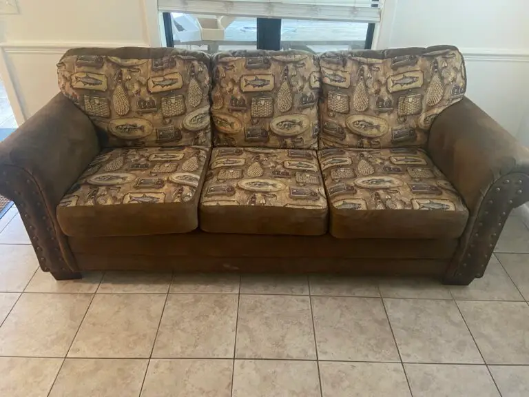 sofa 3 before